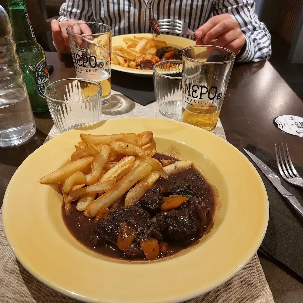 Le Comptoir_Cluny_slider_image_3