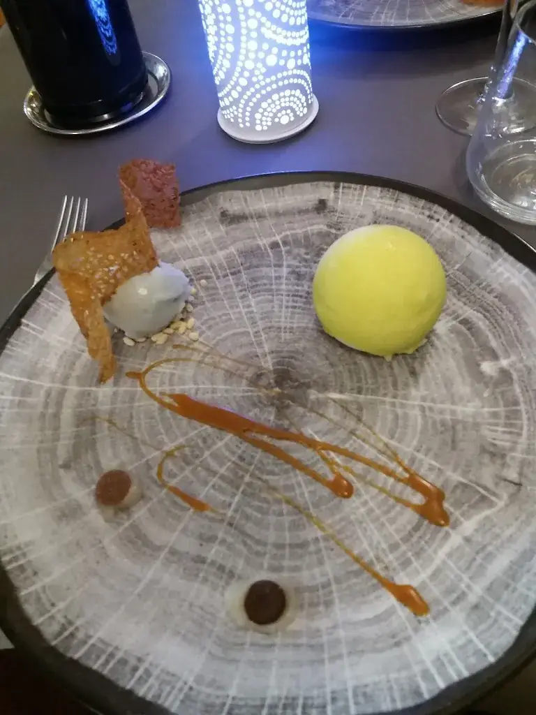 Menü_Restaurant L'Embellie (à 7 km de Cluny, En Bourgogne)_Sainte-Cécile_Bild_8