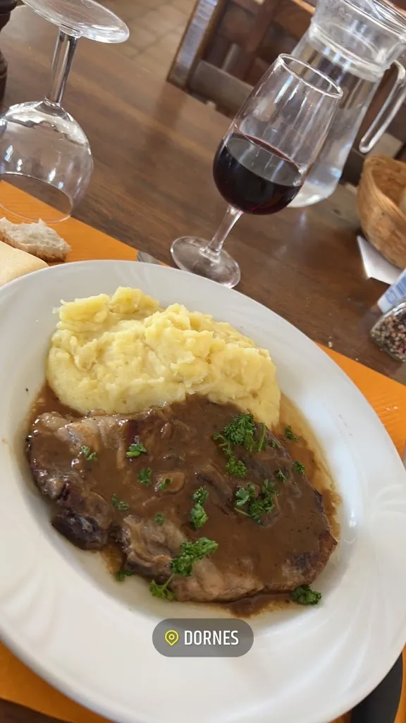 Esteban Ktm 972_Auberge du Village_Dornes_review