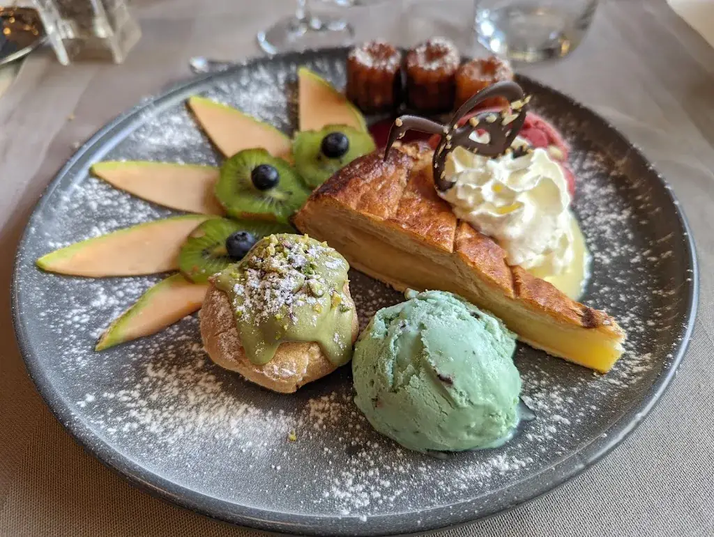 Hostellerie des Remparts_Delle_slider_image_2