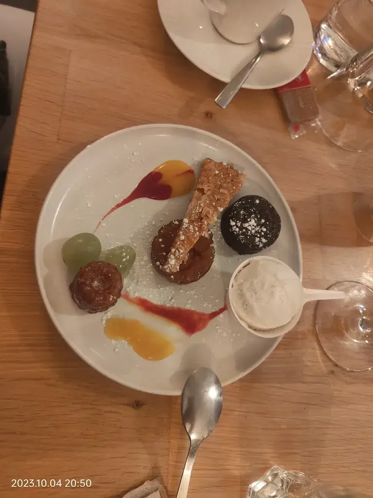 Menu_Datira Café Restaurant_Delle_immagine_5