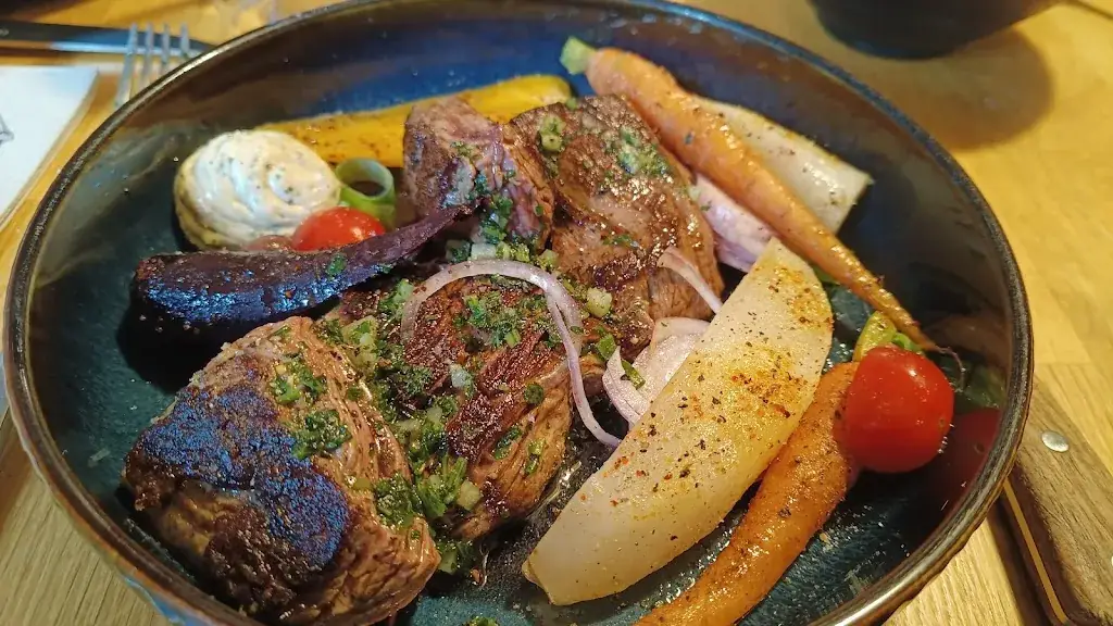 Datira Café Restaurant_Delle_slider_image_2