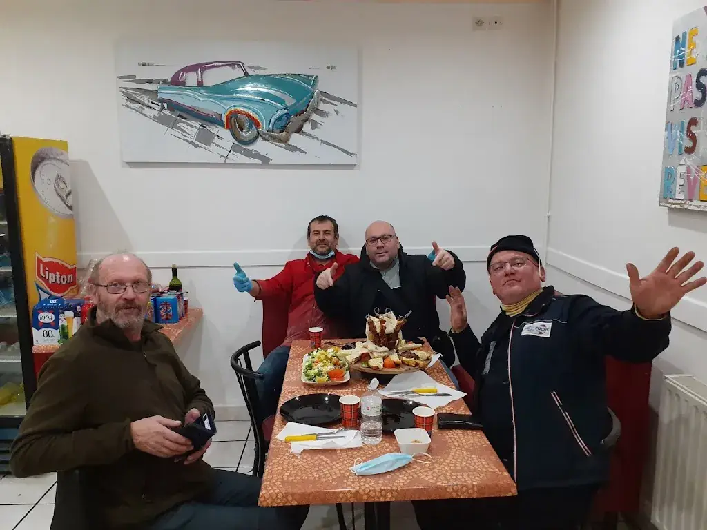 Akif pizza restaurant in Delle