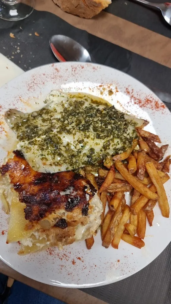 Chrystel Galland_L'Entre Midi Et Deux_Dracy-le-Fort_review