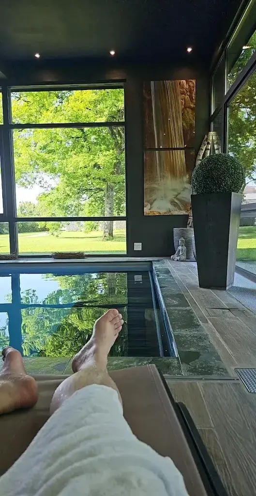 Le Dracy Hotel & Spa - Restaurant La Garenne_Dracy-le-Fort_slider_image_2