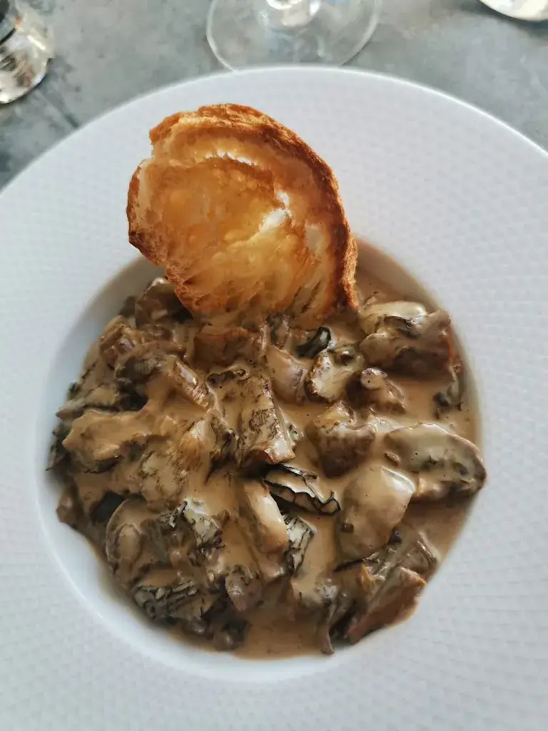 Monica Makampila Martins_Restaurant Les Sapins_Maîche_review