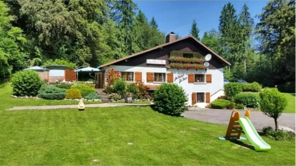 Restaurant Au Coin Du Bois_Mancenans-Lizerne_slider_image_3