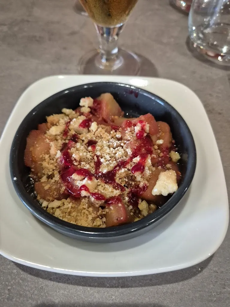 Martin Hellweg_Le Saint Pierre_Écuisses_review