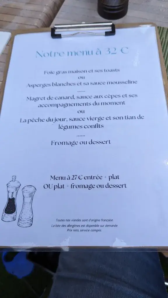 Yoann SERRANO_L'En-Faim_Saint-Laurent-d'Andenay_recensione