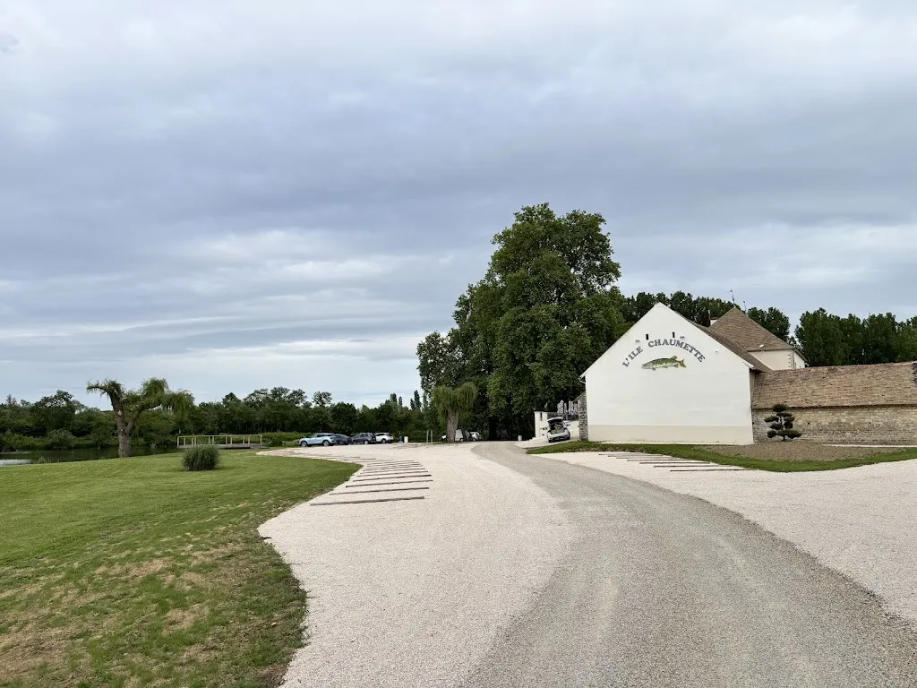 Maarten van Velsen_Restaurant l'Ile Chaumette_Épervans_review