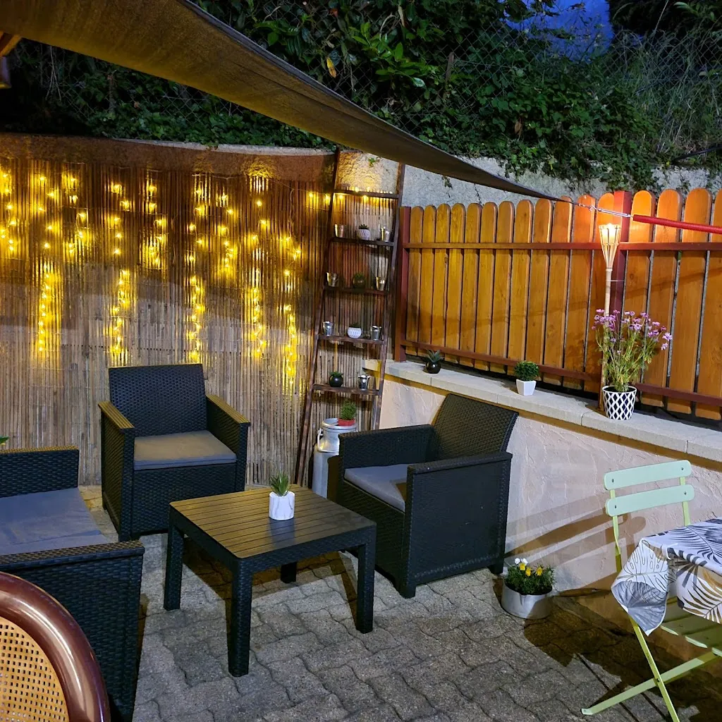 Bar restaurant Les Dépôts restaurant in Saint-Didier-sur-Beaujeu