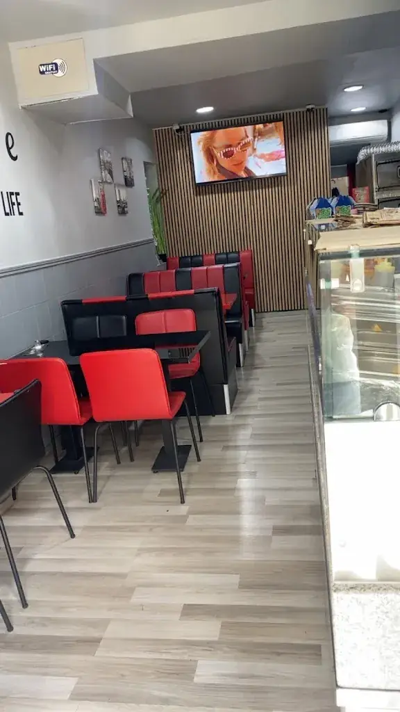 The Star Of Tunis Restaurant in Decize