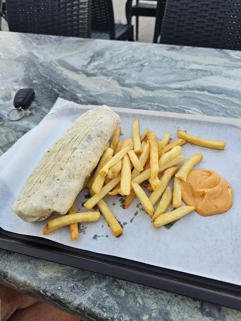 Leo Hock-Morris_Lila Kébab_Decize_recensione