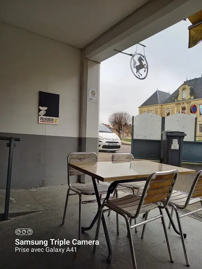 Philippe Aube_Café Restaurant de la Place_Épinac_review