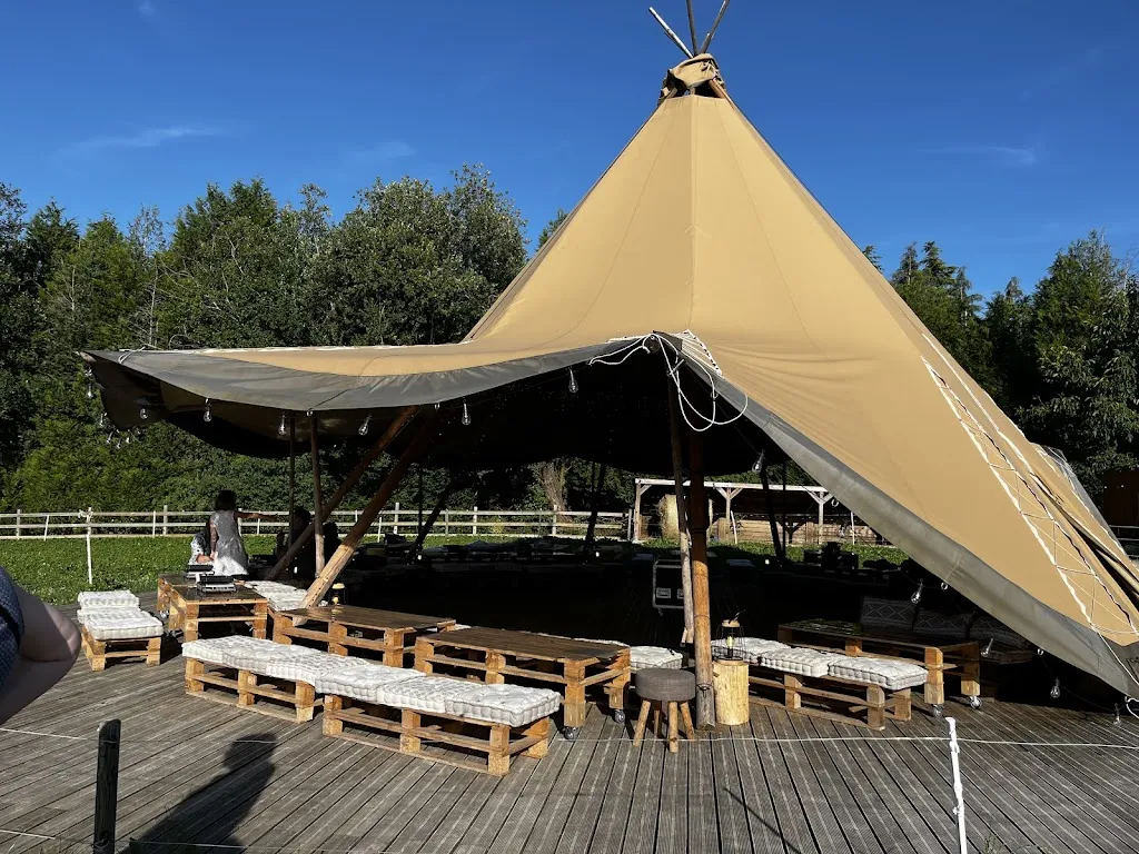 sophie colle_Au Tipi_Étupes_review