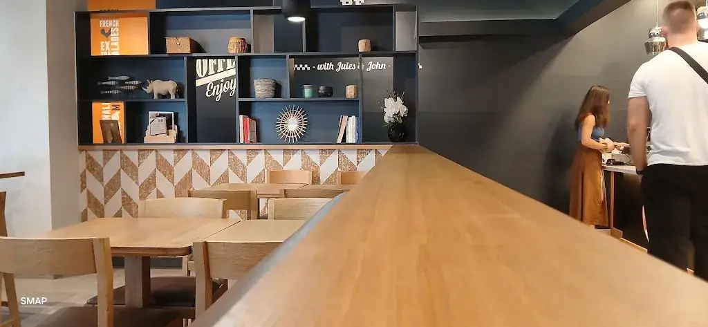 Jules & John_École-Valentin_slider_image_2