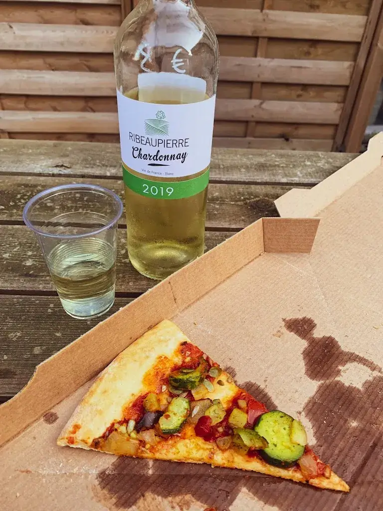 Ola&Piotr Krosniak_Bellagio Pizza_École-Valentin_review