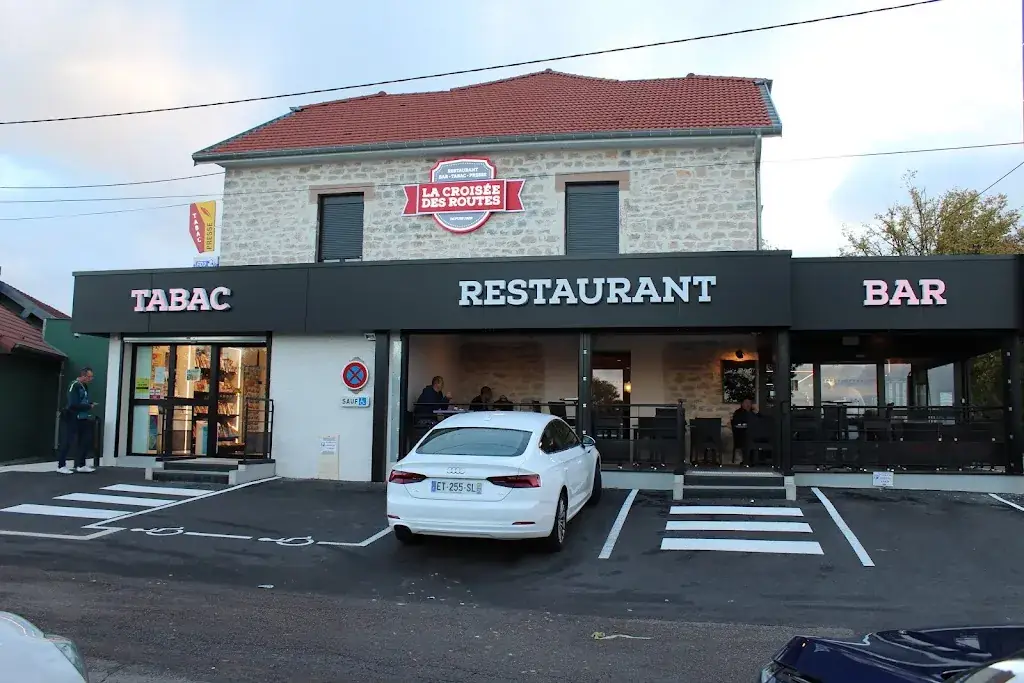 Relais de la Croisée des Routes Restaurant in École-Valentin