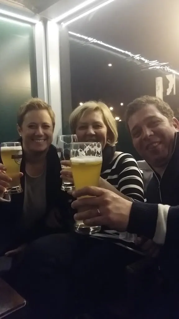 Pub l’Abbaye_École-Valentin_slider_image_2