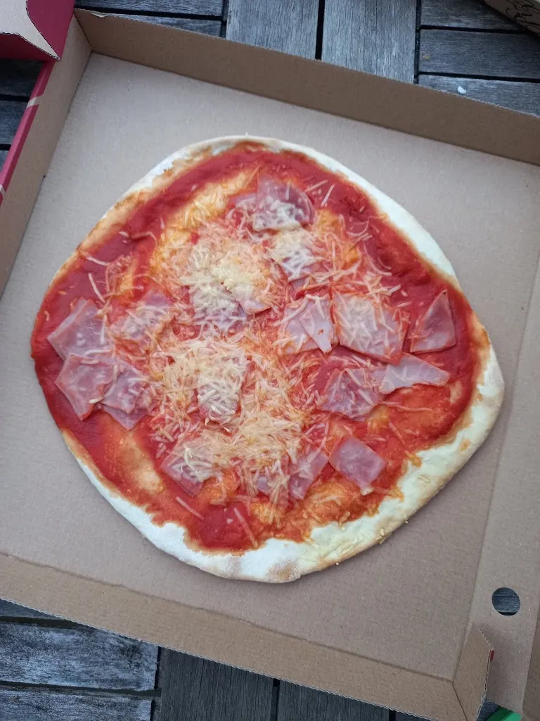 Claire Amédro-Baillon_L'express_Étang-sur-Arroux_review