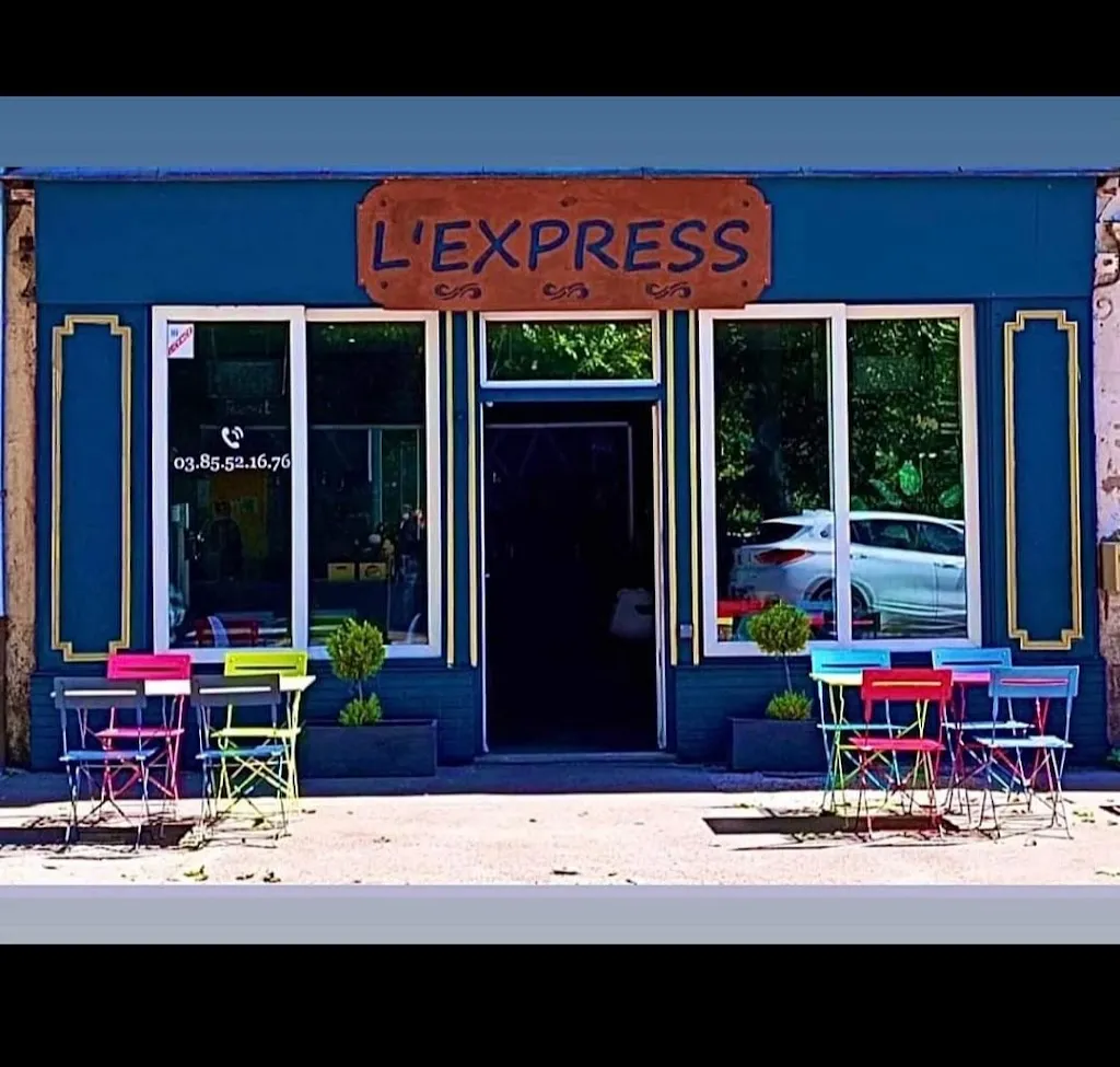 L'express restaurant in Étang-sur-Arroux