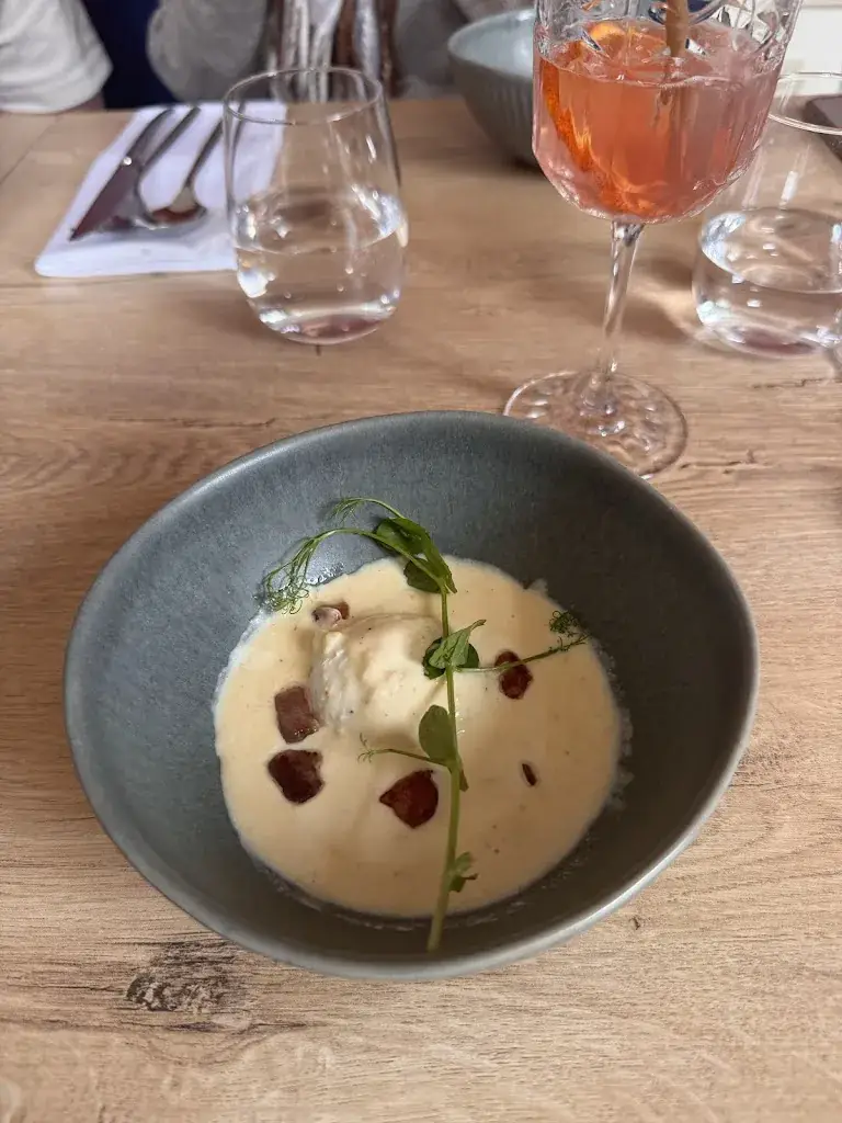 Louise Pub-Avis_Le lieu dit_Dijon_review