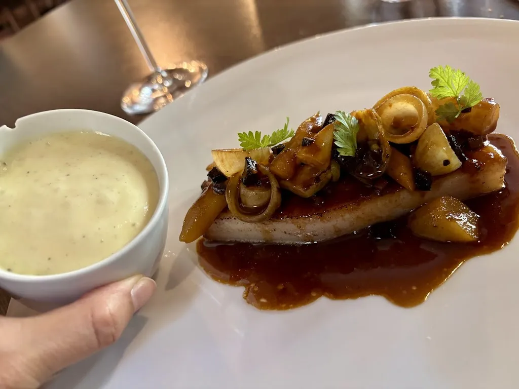 La Tulipe Noire_Fleury_slider_image_2