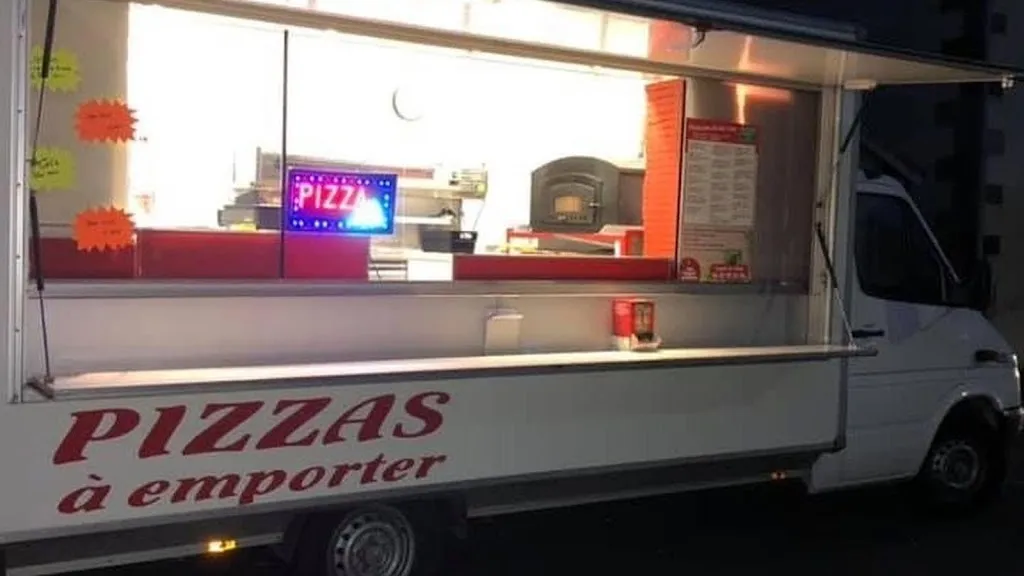 Pizza Près De Chez Vous_Froideconche_slider_image_1