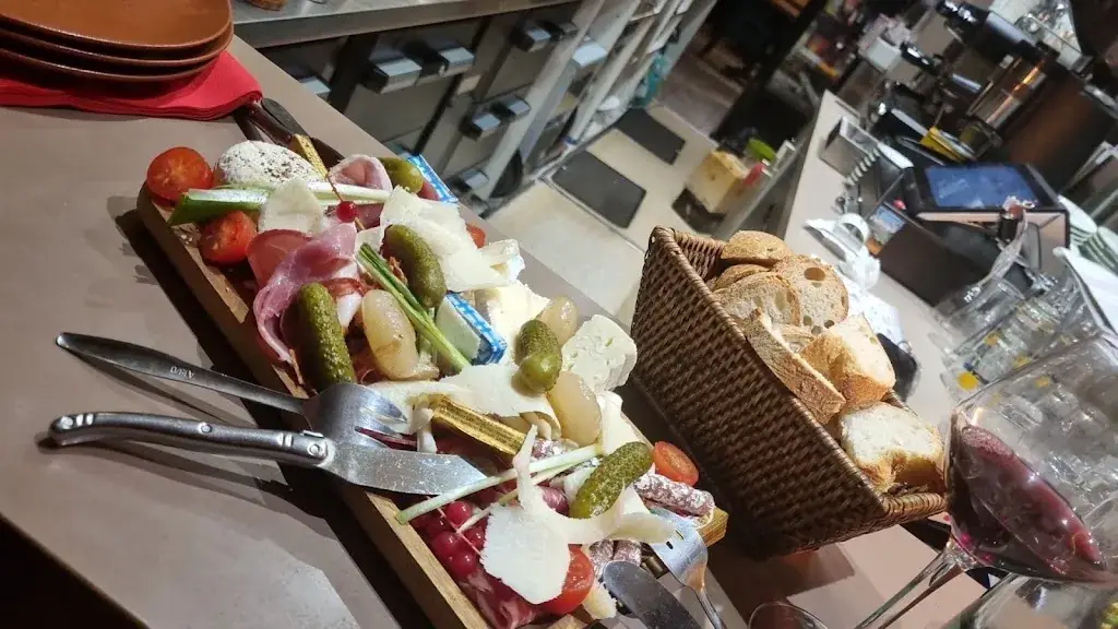 Menu_Ô FONTAINES CAFÉ_Fontaines-sur-Saône_immagine_2