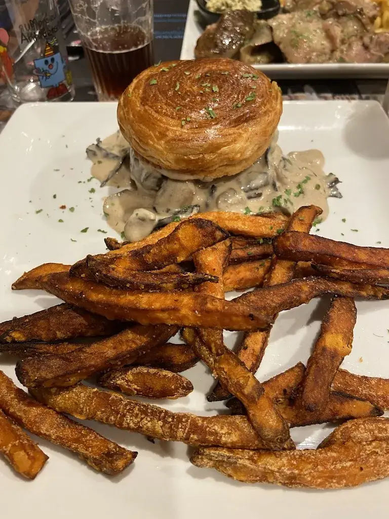 Elodie Grzyl_La table des gosses_Vesoul_review