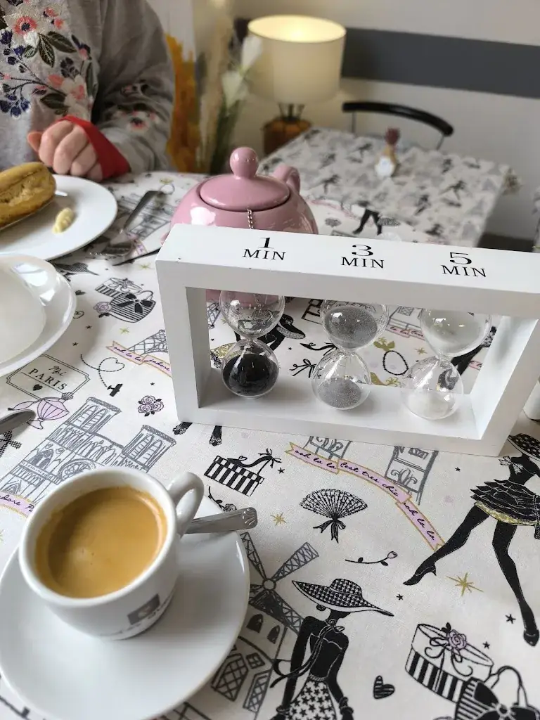 Romain Chaloyard_Au 66 délices de Céline_Frasne_review