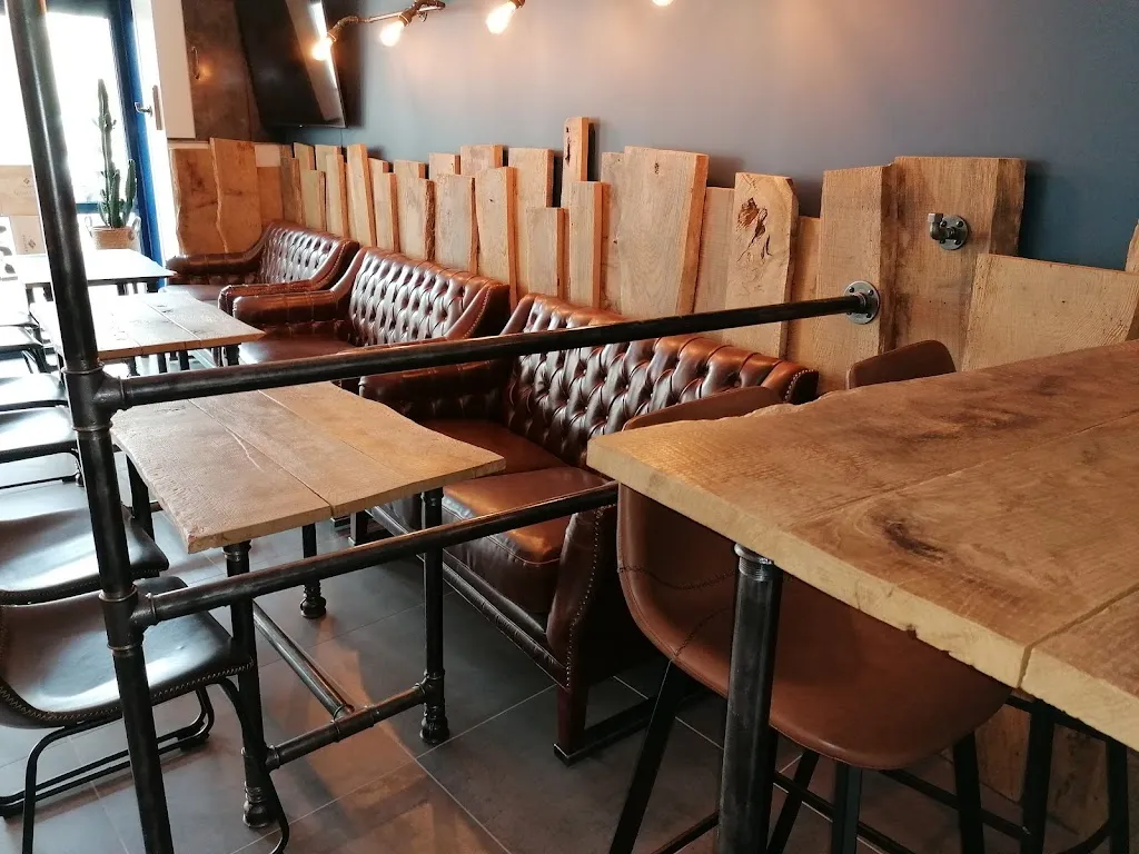 LE DI'VIN_Digoin_slider_image_3