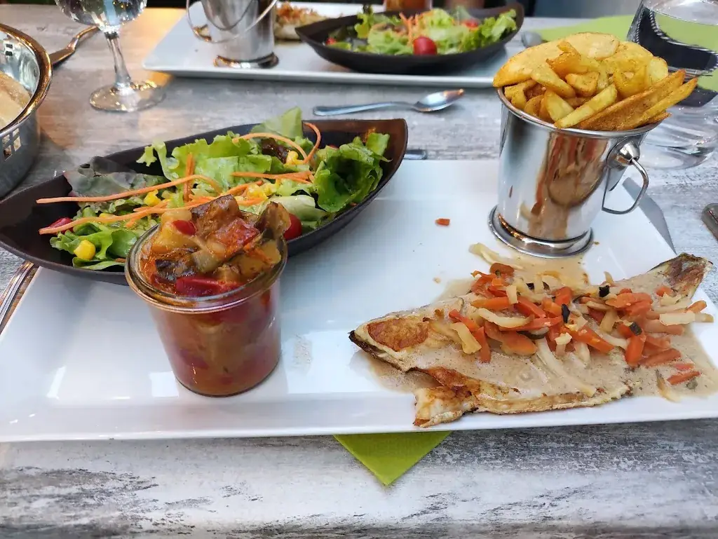 Restaurant Le Modern_Digoin_slider_image_3