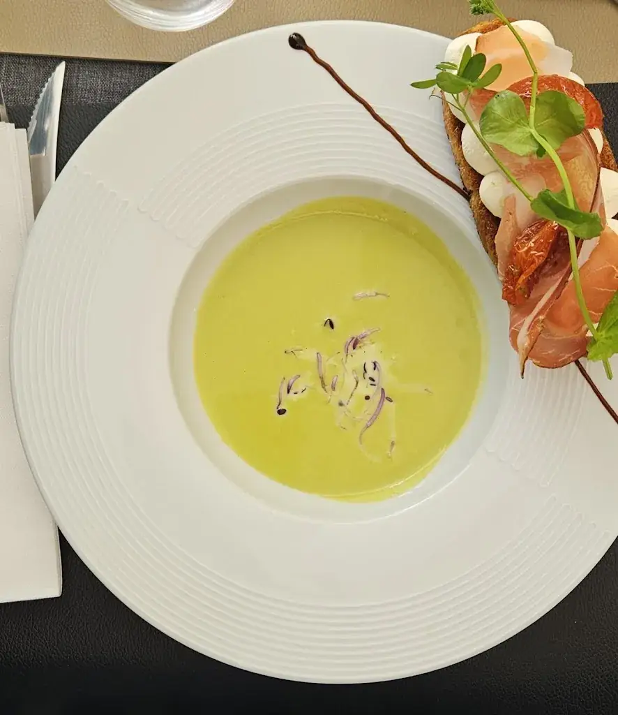 Doriane Pongi_Au fil des saveurs_Digoin_review