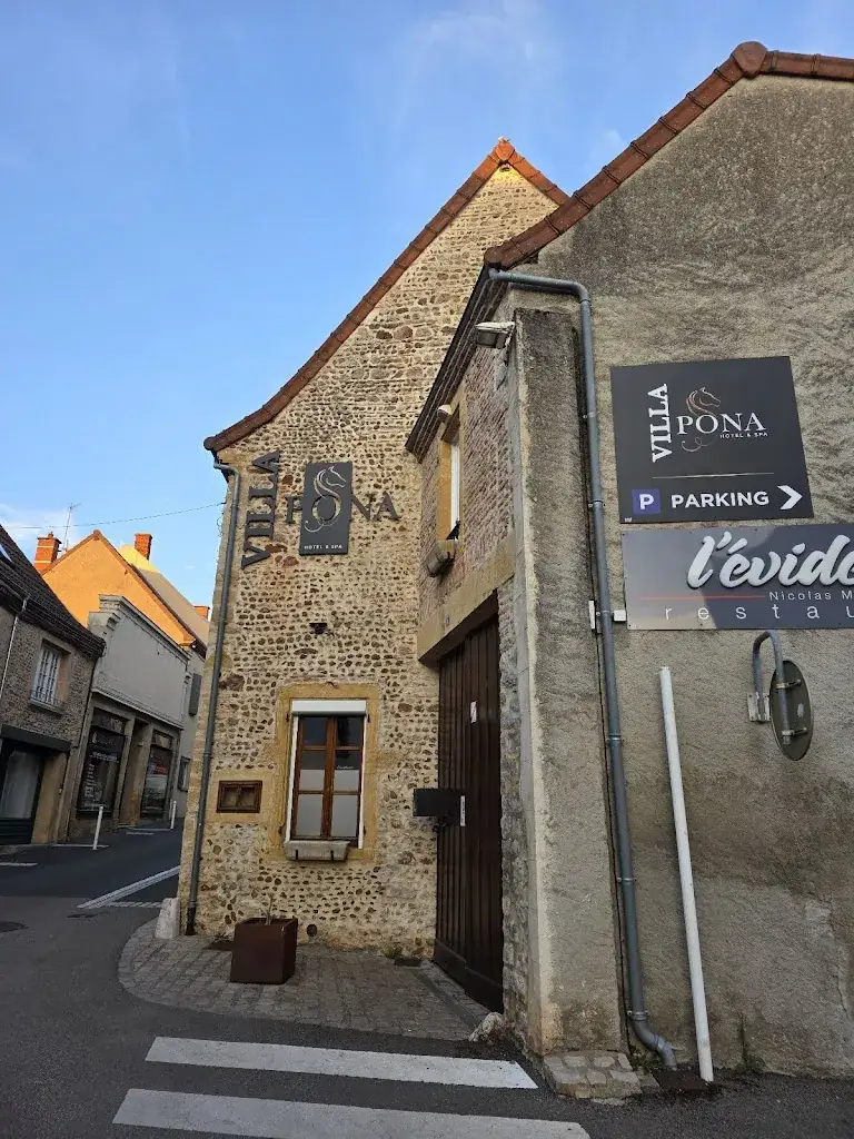 Eric Semet_Hôtel VillaPona_Digoin_review