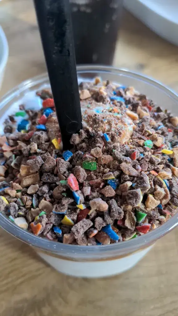 Pavel Senin_McDonald's_Digoin_review