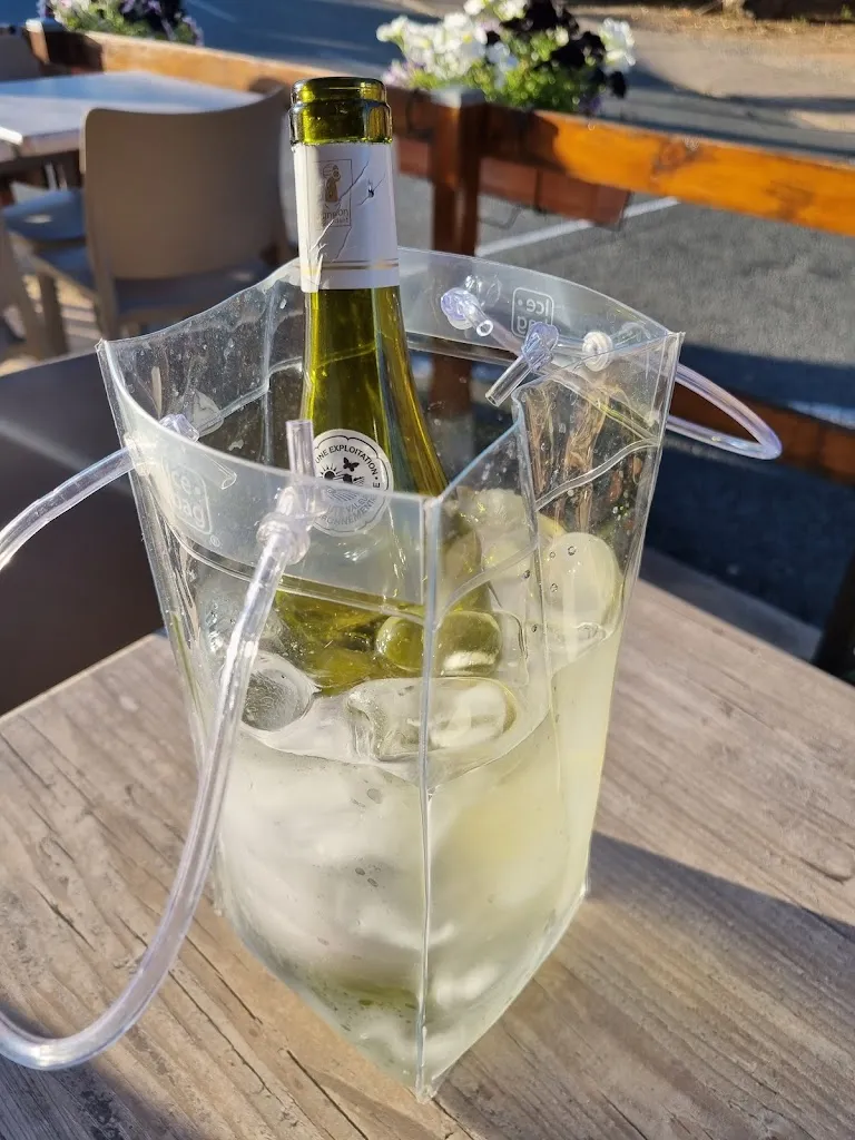 Malin Widell_Auberge des Vignerons_Émeringes_review