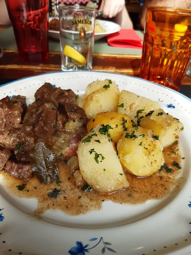 Chez Grand Mère - L'insolite_Granges-Narboz_slider_image_2