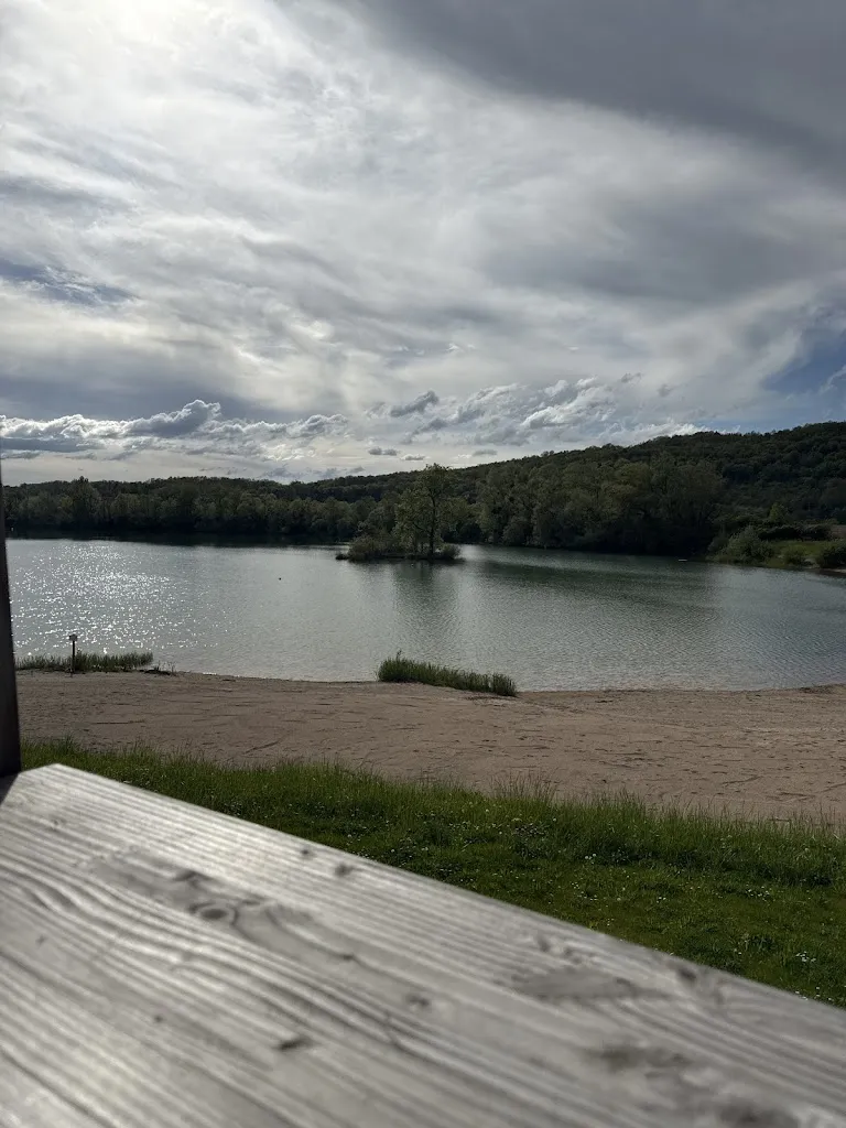 benjamin thevenin_Les Bords du Lac_Osselle-Routelle_review