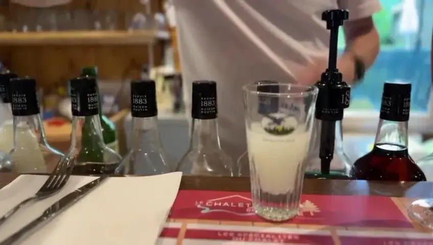 Chalet de la Loue_Ouhans_slider_image_2