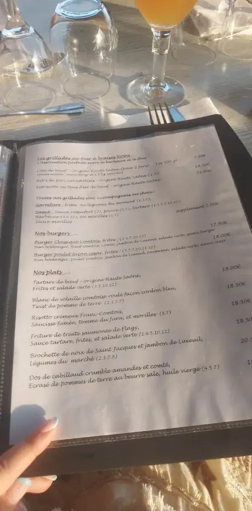 Menu_On the Table Etienne Lux'traiteur_Saint-Sauveur_image_1