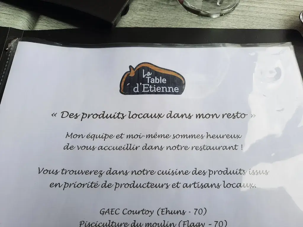 Menu_On the Table Etienne Lux'traiteur_Saint-Sauveur_image_4