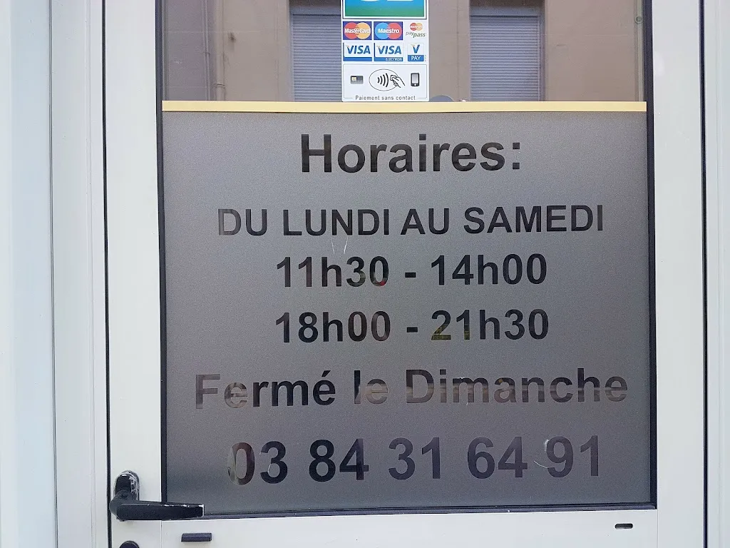 Géant de Gray restaurant in Gray