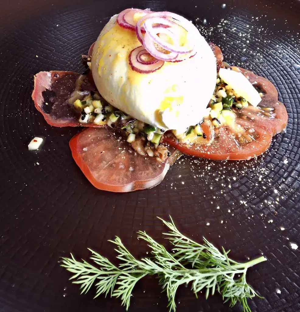 Sebastian Reiz_Entre-Roches_Ville-du-Pont_review