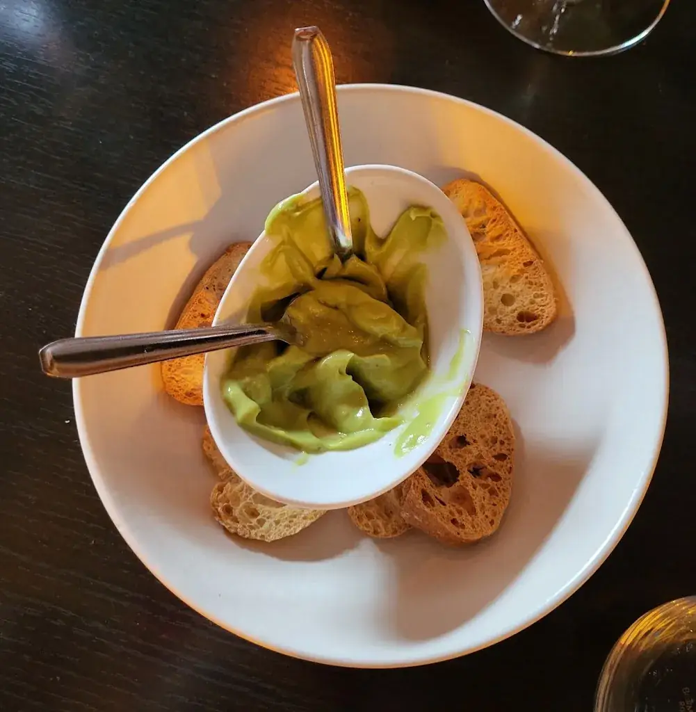 Rosalba Capt_Entre-Roches_Ville-du-Pont_review