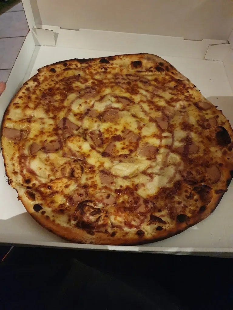 Bella Pizza Gilley restaurant in Gilley