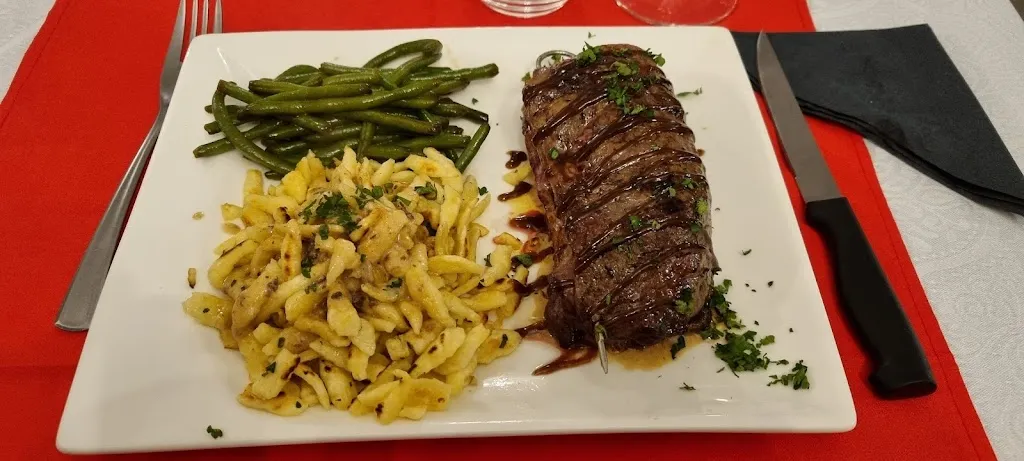 Fabien & Gwendoline BESSONNET_Restaurant 