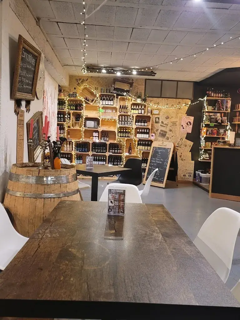 LE QG Bar familial / brasserie artisanale_Giromagny_slider_image_3