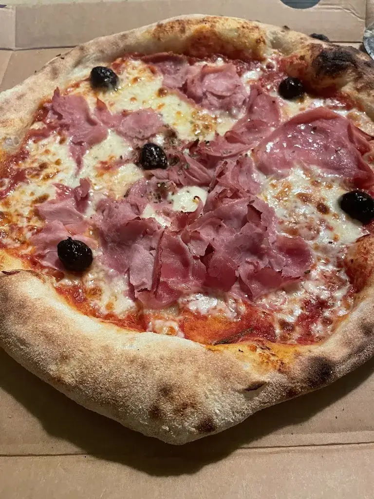 Victoria_Pizza Goupil_Giromagny_review