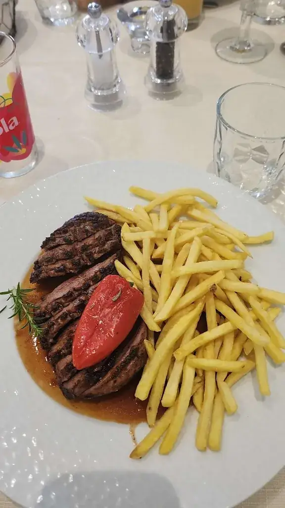 Au Coin du Feu_Gy_slider_image_3